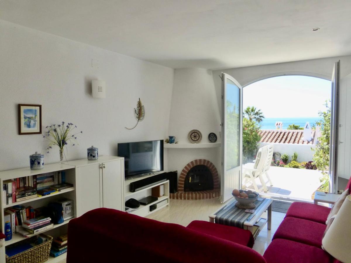 Pueblo Chimenea Villa Nerja Kültér fotó